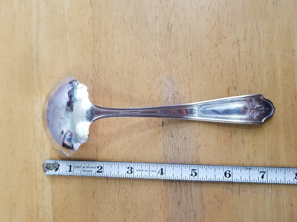 CLEAN DISTRESSED NATIONAL TWO PATTERN SILVERPLATED GRAVY LADLE