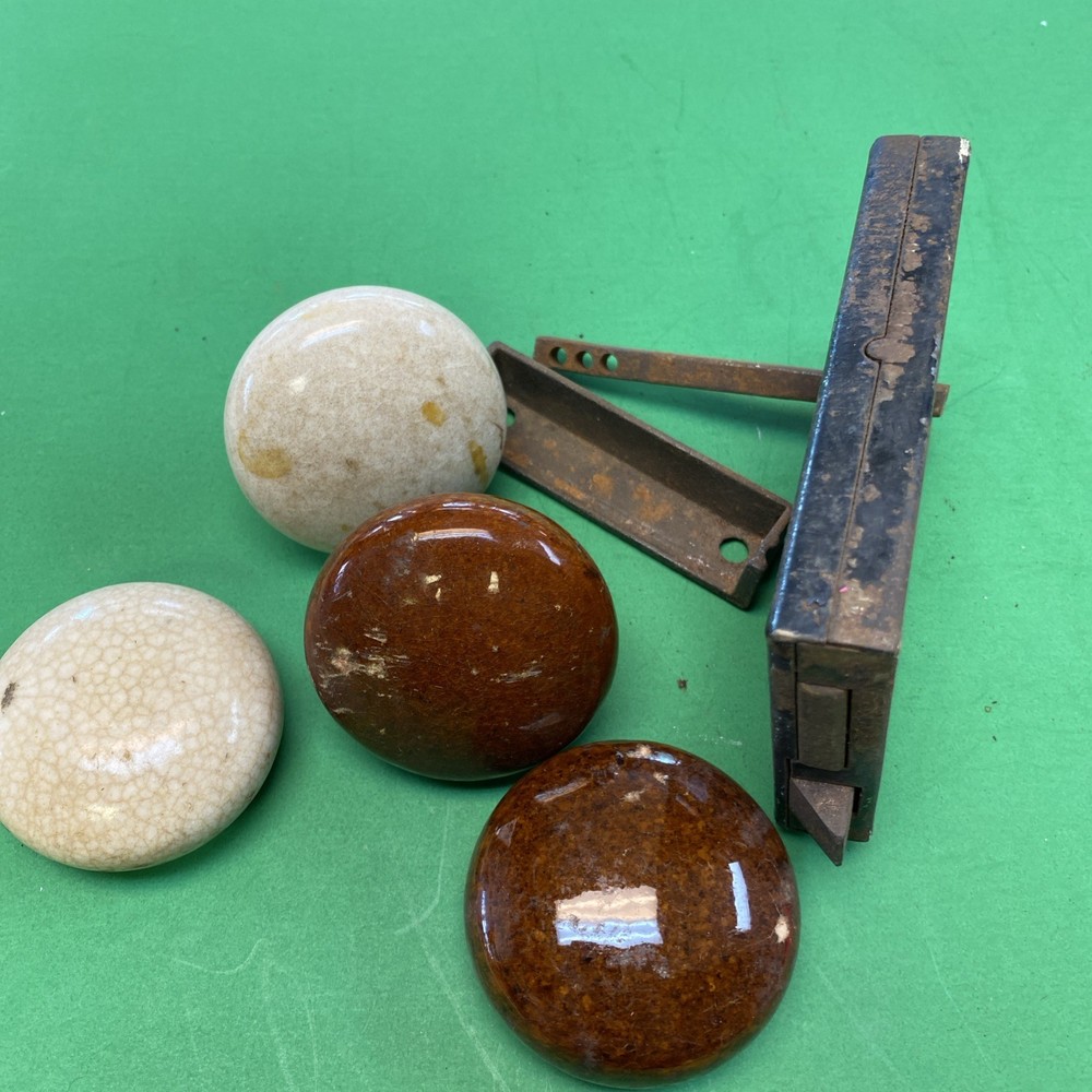 1800’s ORIGINAL EXTERIOR Surface Mount Door Lock With 4 Porcelain Knobs