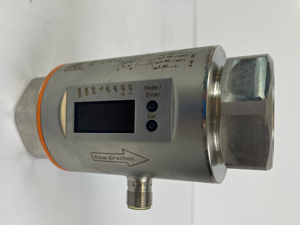IFM SM8601 Flow Sensor Meter 0-26.4 GPM IO-Link Digital Display Stainless