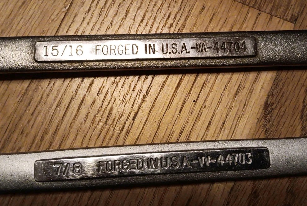 2 Craftsman Combination Wrenches. 7/8" VV-44703 & 15/16" VA-44704