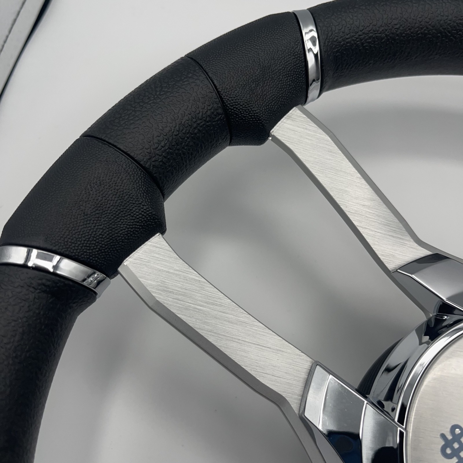 Malera Boat Steering Wheel Brushed Alum Spoke | Gussi Italia Center Cap