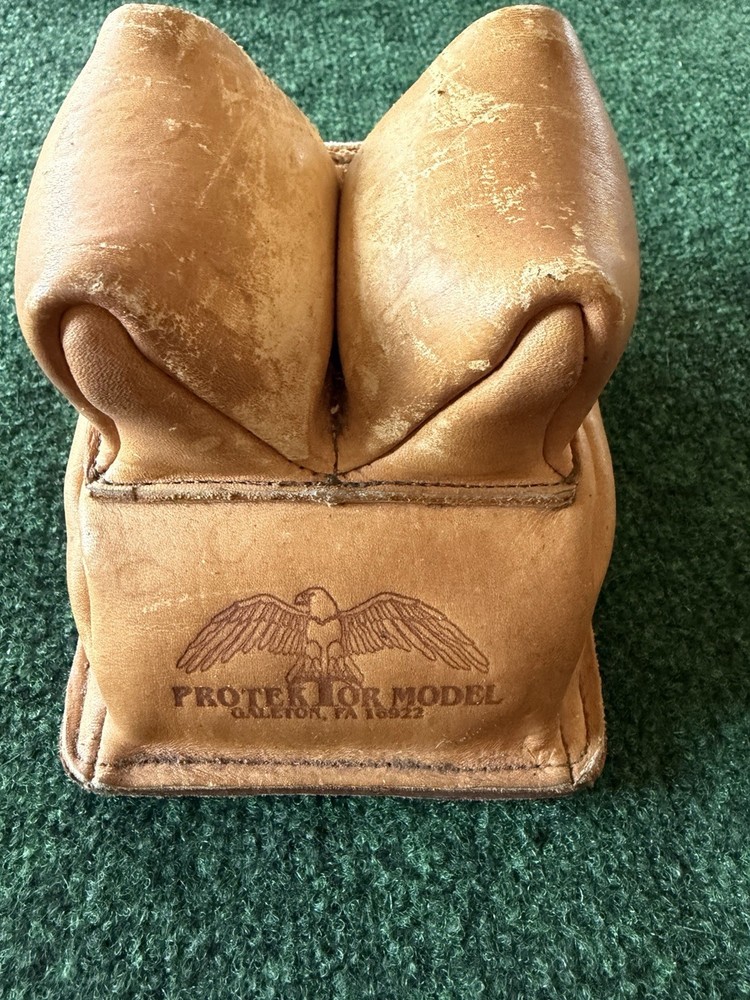 Used ProtecTor Model Rabbit Ear Rear Bag Hard Bottom