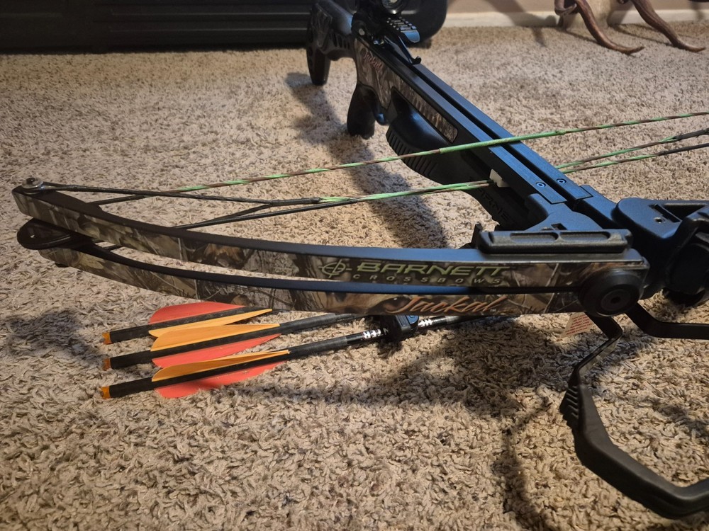 Barnett Jackal Crossbow