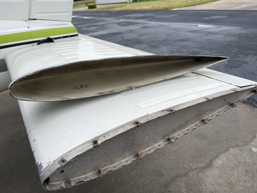 Piper Cherokee PA-28 140 Pair Tail Conical Stabilator Tip