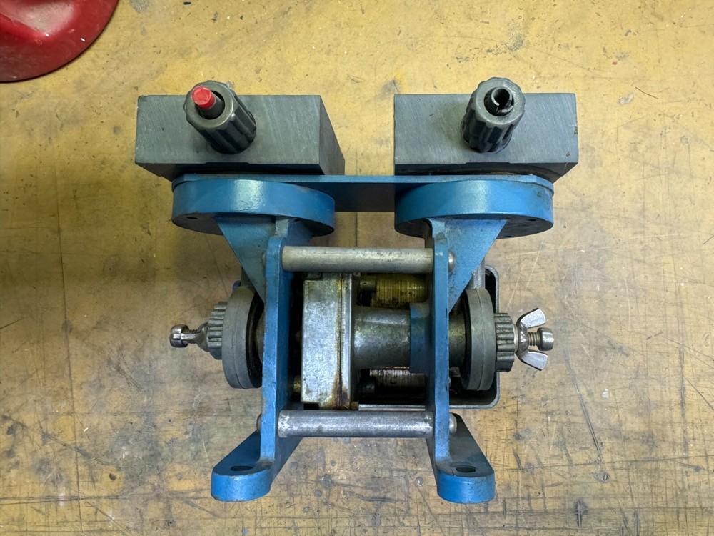 Blue White Ind. Chem-Feed C-3500 variable speed diaphragm metering pump