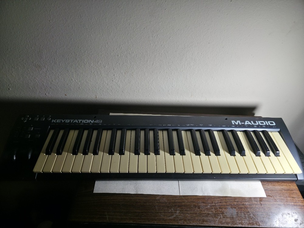 M-Audio Keystation 49-ES USB MIDI Controller Keyboard Black