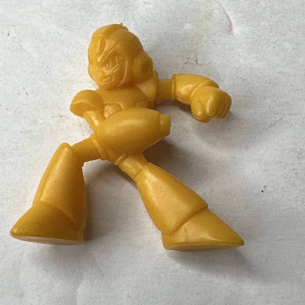 Mega Man Rockman 1.5" Mega Man X Shoulder Bash Dark Yellow Rubber Keshi Figure