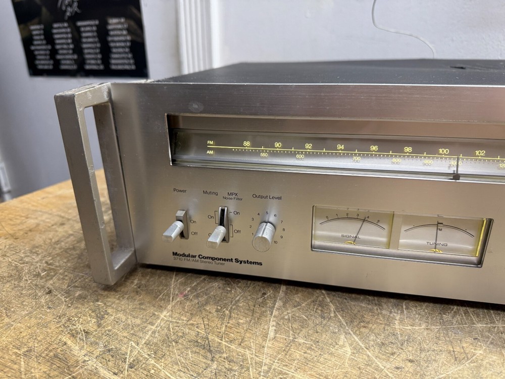 MCS 3710 Modular Component Systems Vintage Stereo AM/FM Tuner