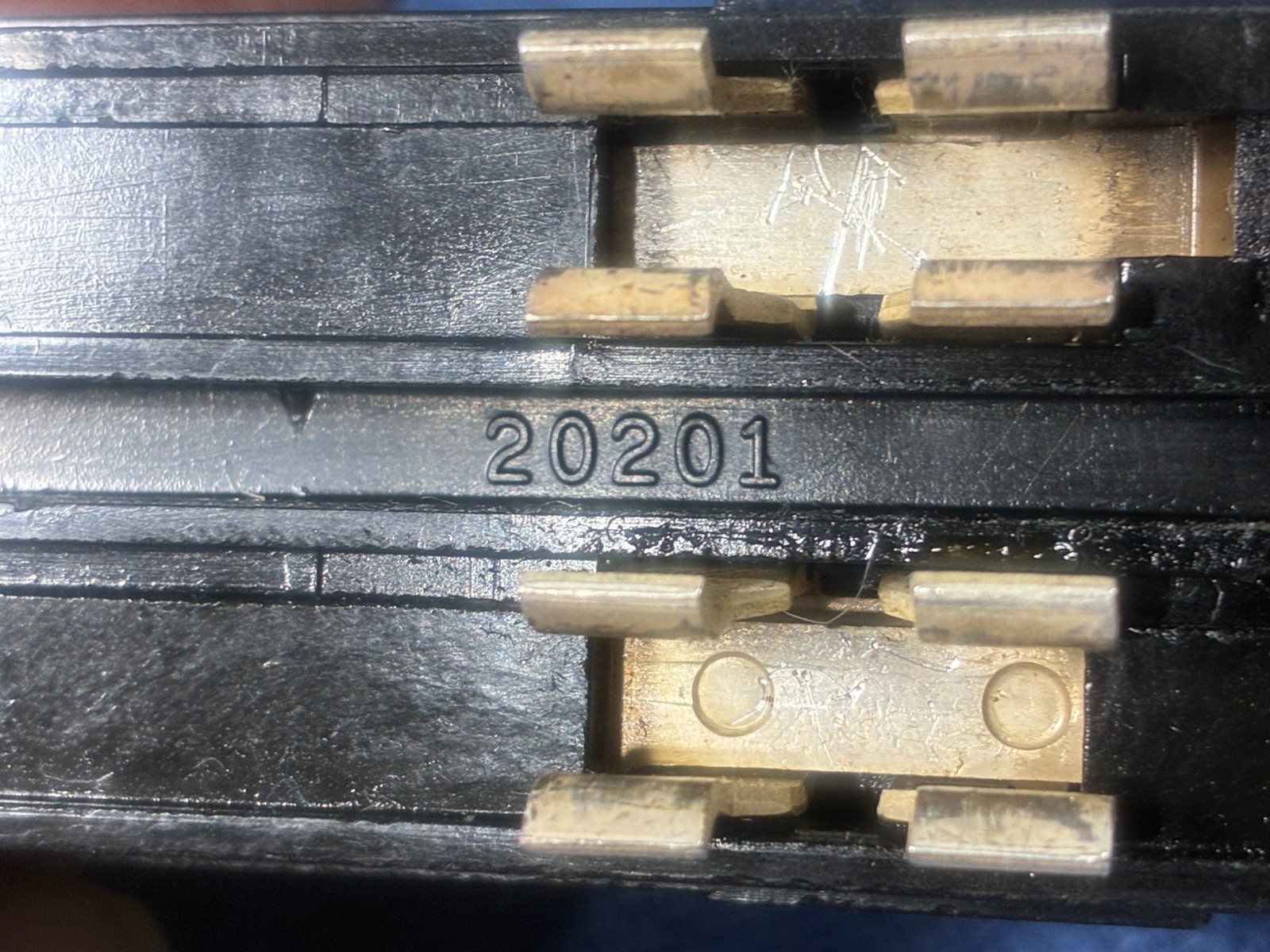 SQUARE D Q1 2100 TF Z 100 Amp 2 Pole TOP FEED MAIN CIRCUIT BREAKER Type QITF