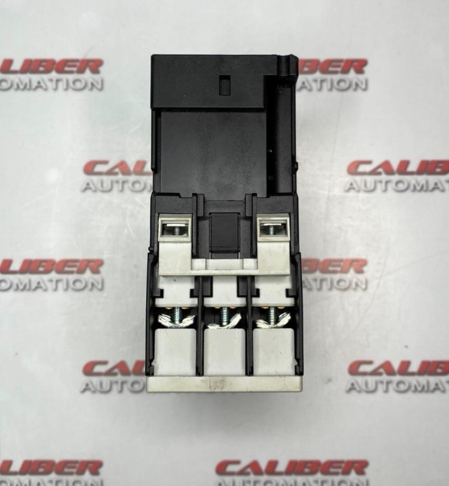 SIEMENS 3RT1026-1KB40 Contactor (USED)