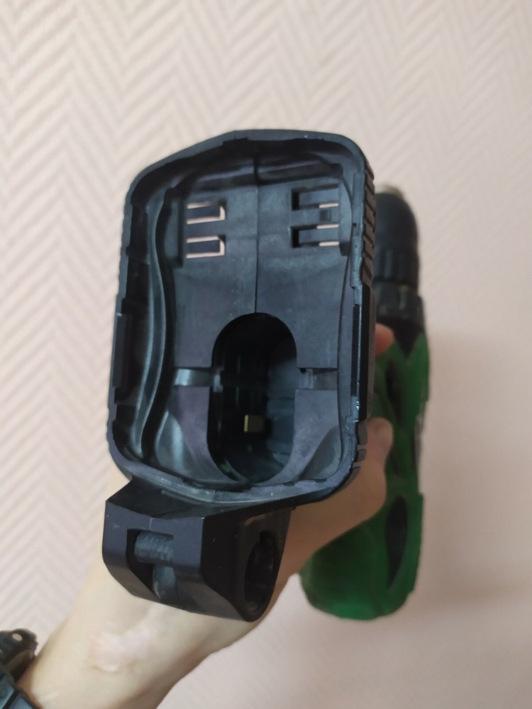 Porter Cable 20V Battery - Hitachi old 18V Tool Adapter ( Jadapters )