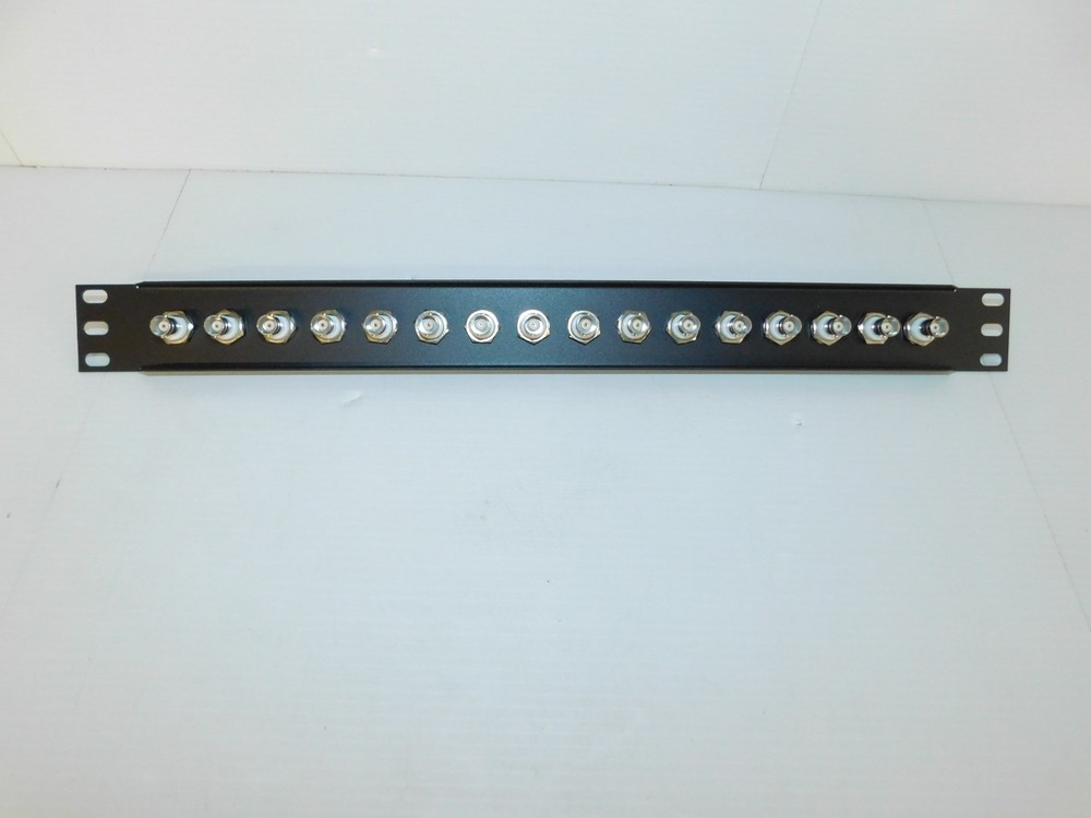 ^^ L-COM PR175B16BLK FEED THRU PATCH PANEL - NEW (PTQ74)