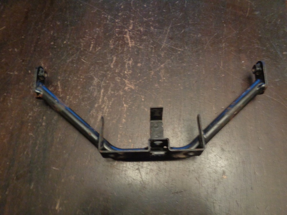 08 Kawasaki KFX450R Headlight Bracket B5600