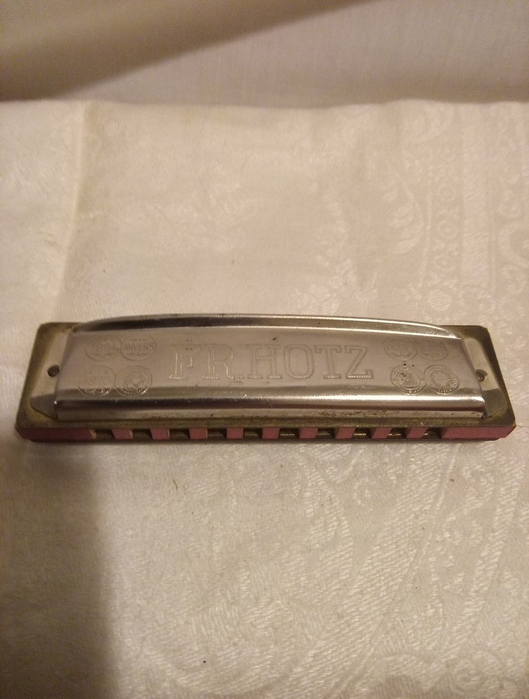 FR Hotz The American Ace Harmonica
