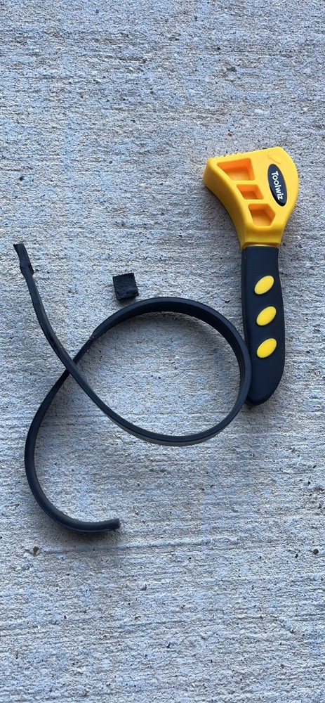 Versatile 2-Piece Rubber Strap Wrench Set - Max 6