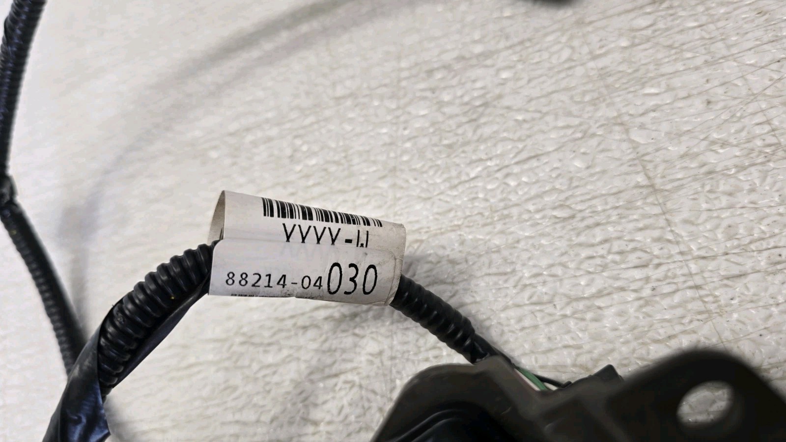 2018 - 2023 TOYOTA TACOMA CRUISE CONTROL RADAR WITH PIGTAIL 88210-04010 OEM