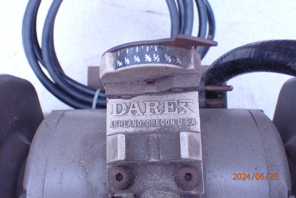 DAREX M5 DRILL BIT SHARPENER BASE UNIT W/ SETTING FIXTURE LIGHT NEEDS BANDS AND