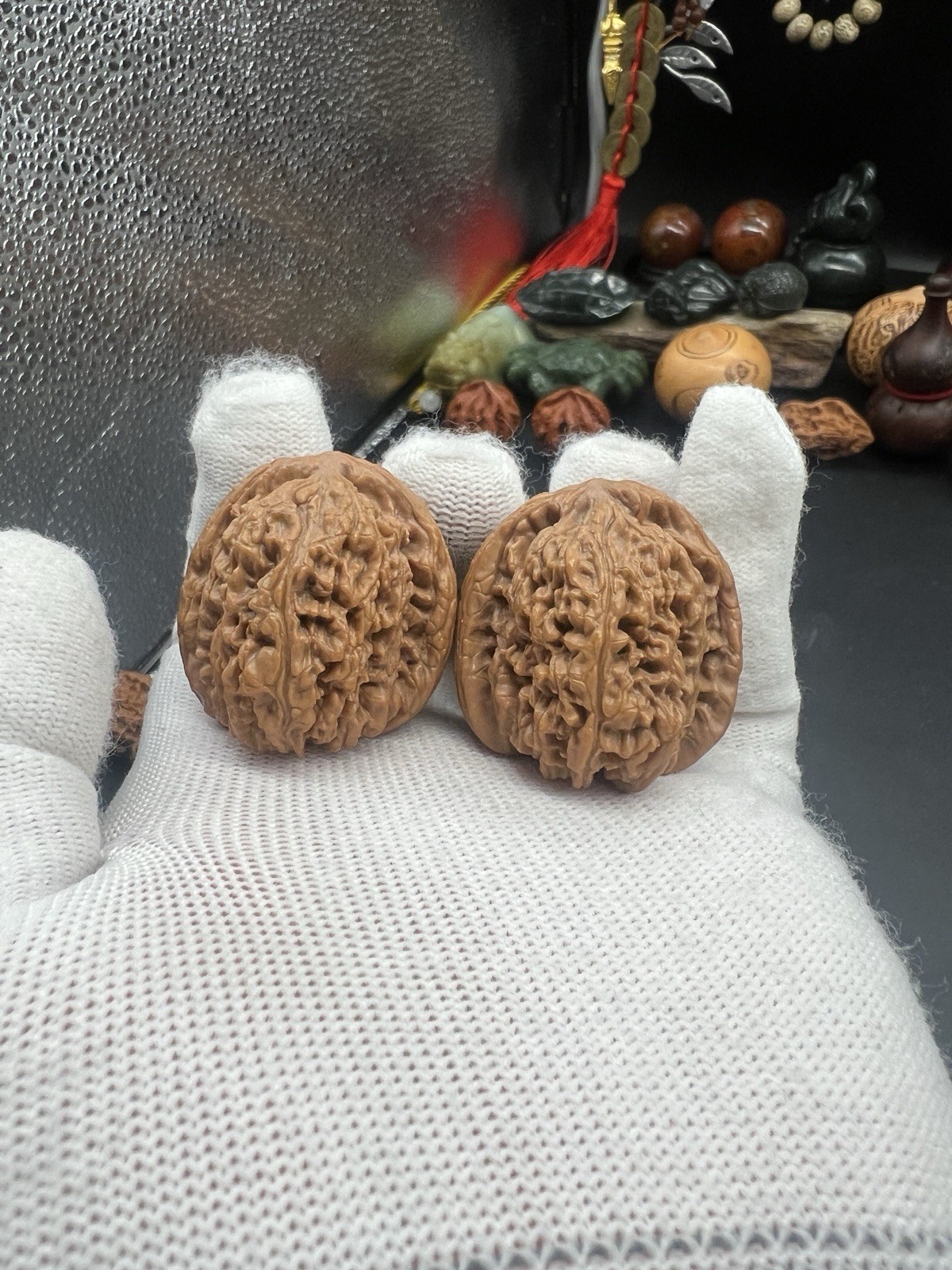 Pair of  Match Chinese Health Walnut Collection36×38×36.5mm 精配文玩核桃～闷尖涿鹿南疆石