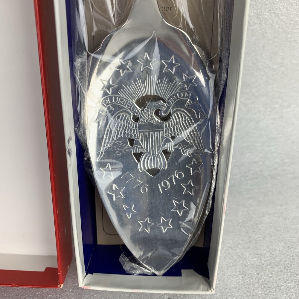 NEW Oneida Silverplate Dessert Cake Server 1976 Rogers Commemorative Eagle Z1