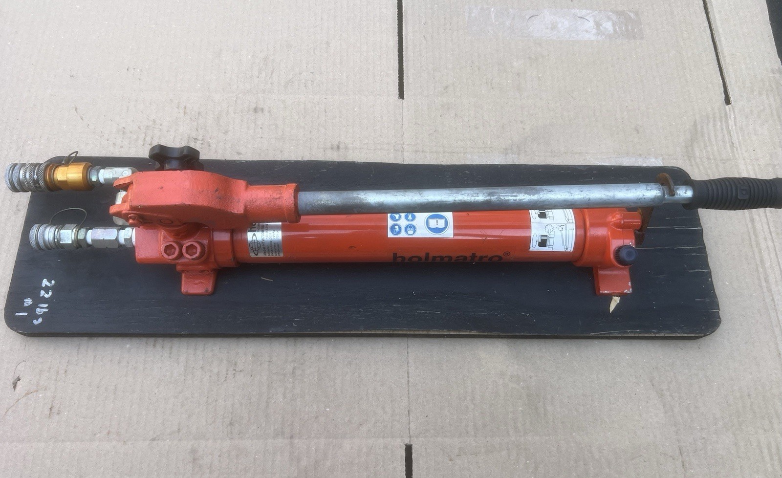 Holmatro HTW700ABU Manual Pump
