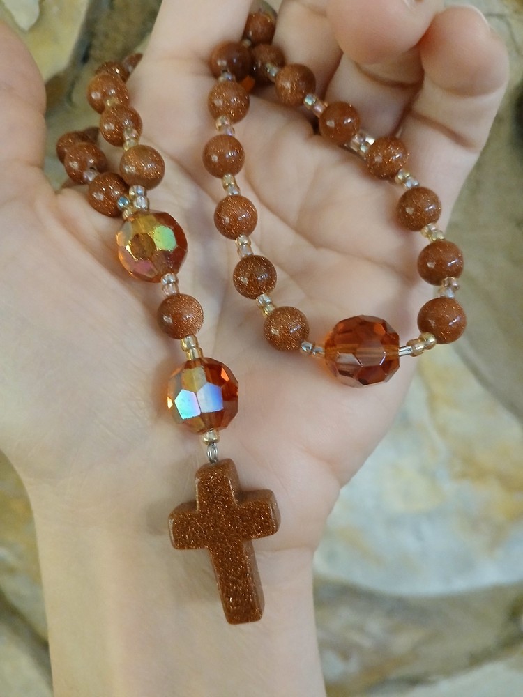 protestant prayer beads- gold sandstone