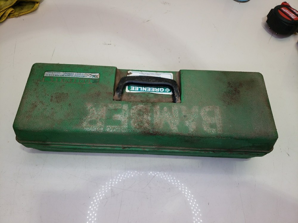 GREENLEE 7304 Knockout Punch Set (Missing ONE)