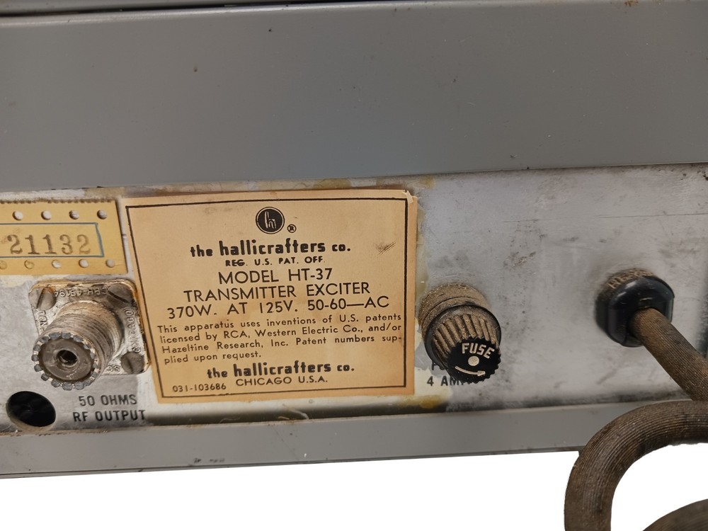 Hallicrafters HT-37 Ham Radio HF Transmitter Vintage 1960s - POWERS UP