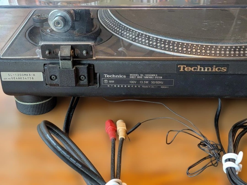 Technics SL-1200 MK3 Turntable Record Player Tested