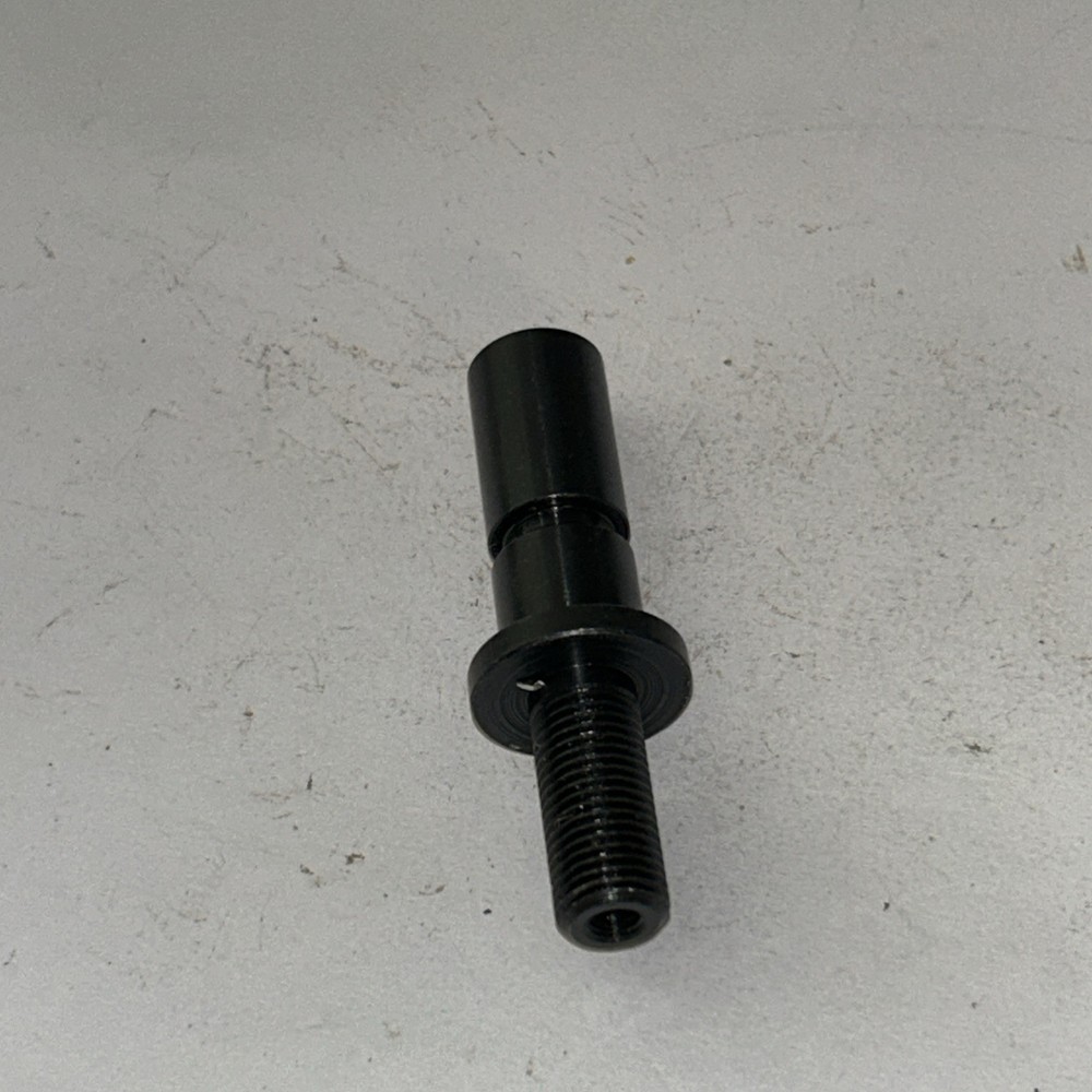 981646 Idler Stud