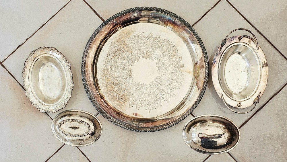 Silverplate Lot 7 Pieces Trays Covered Dishes Assorted Serving Pieces +10 lbs