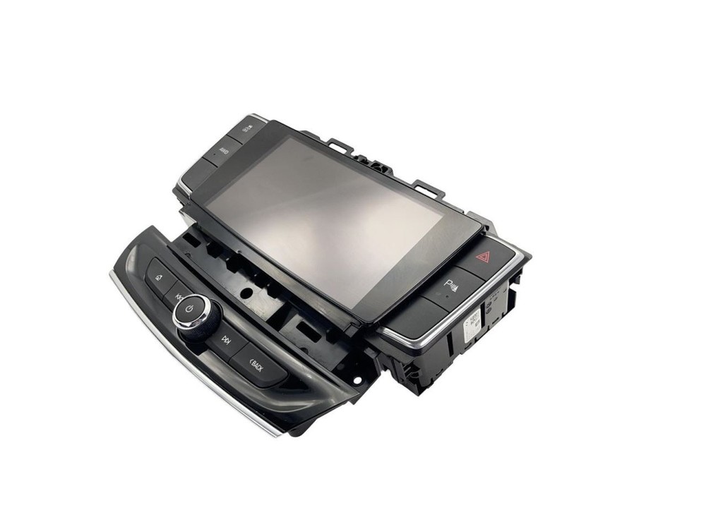 2018-2019 Buick Enclave Main Screen With Control Panel