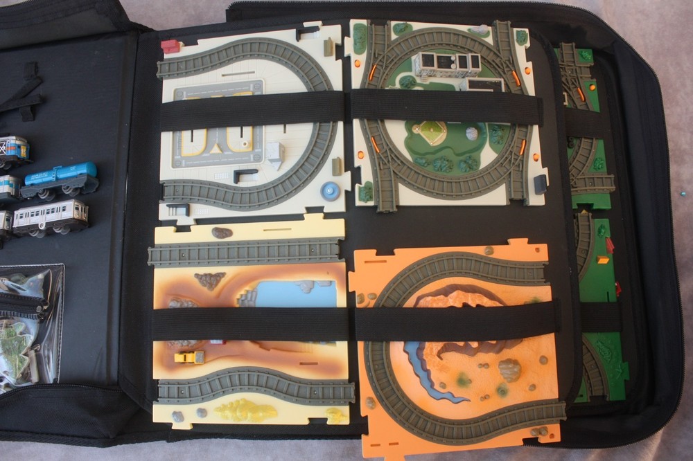 XTS Expandable Train System with Carry Case