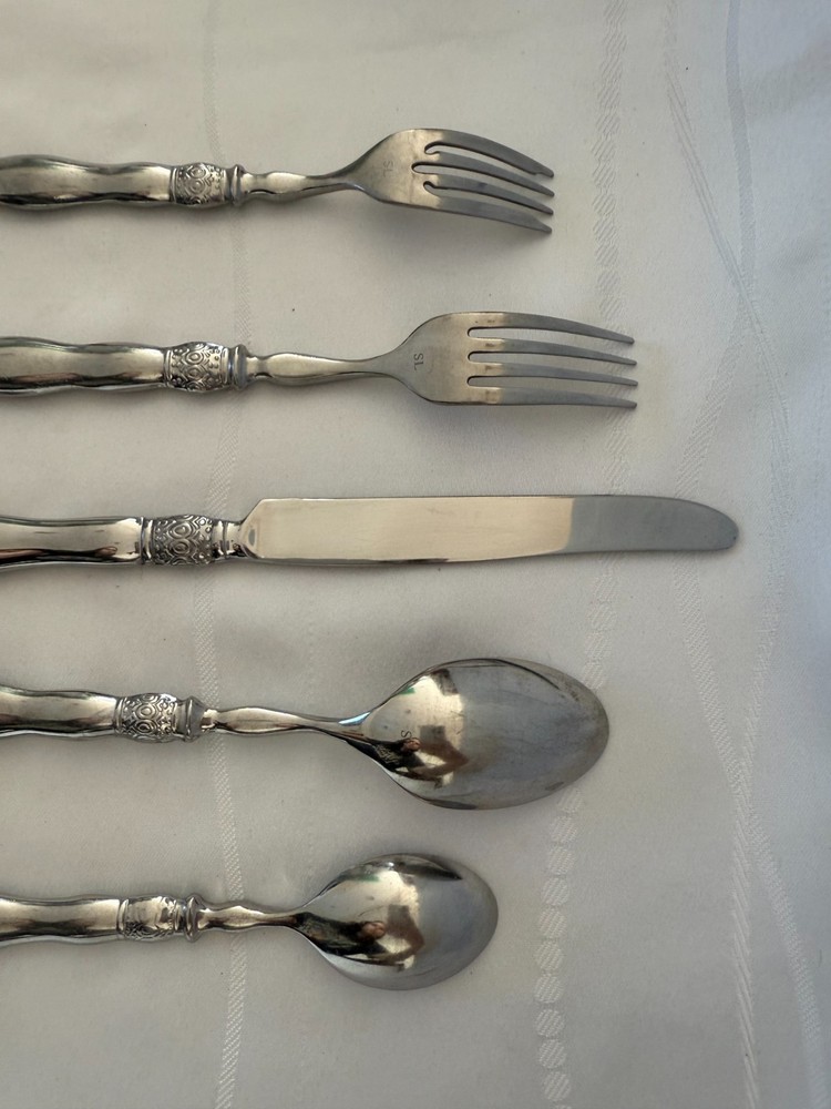 Southern Living GALLERY Stainless Flatware-5 Pc Place Setting-Multiple Sets