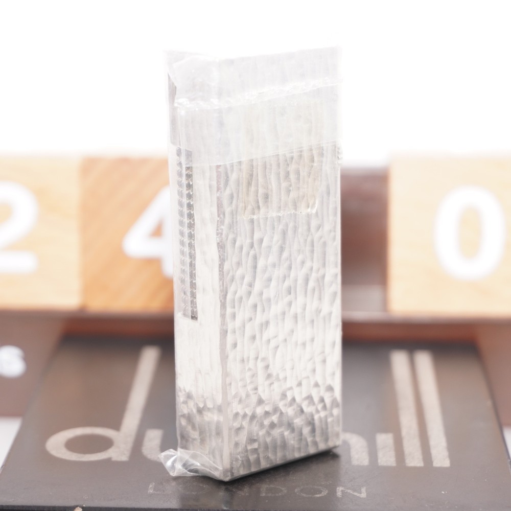 Brand New Sealed_Dunhill Lighter Silver Bark Pattern
