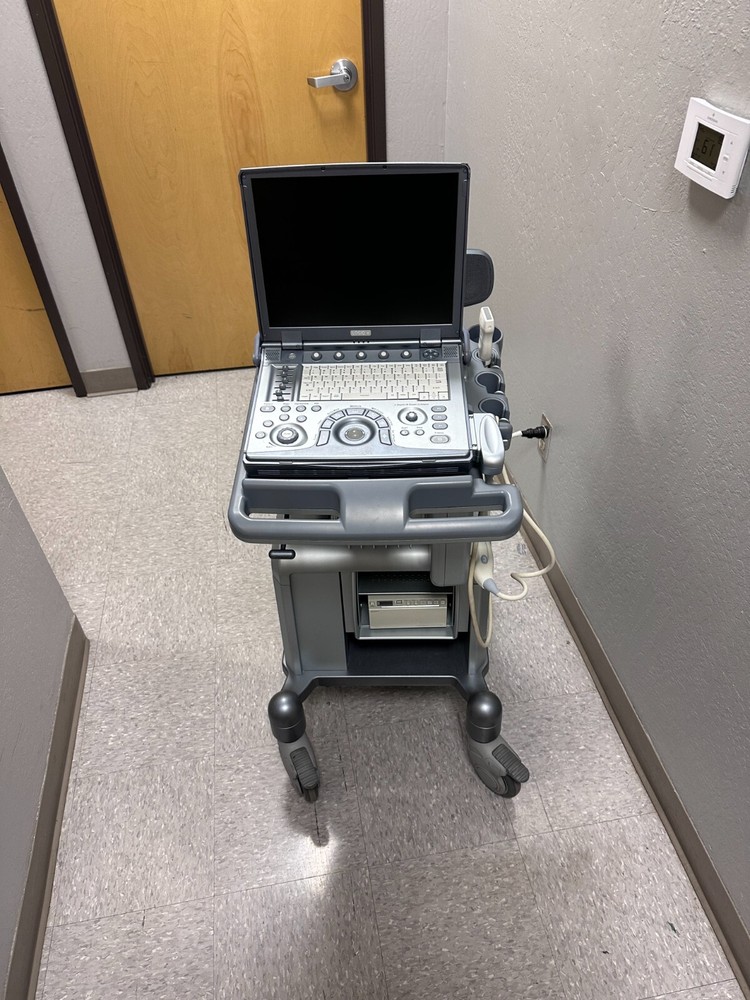 GE LOGIQ e ULTRASOUND SYSTEM