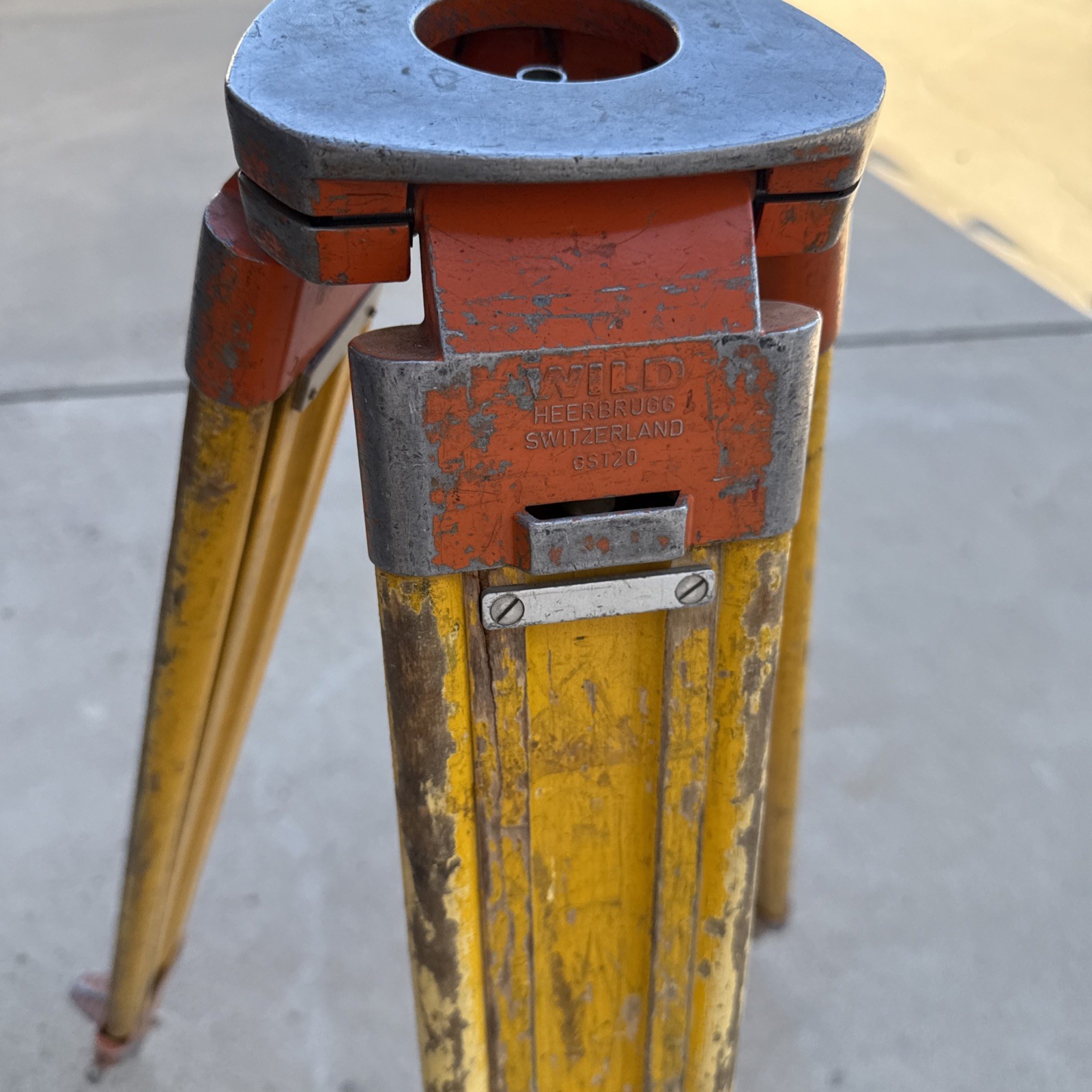 Wild Heerbrugg GST20 Tripod. Made in Switzerland