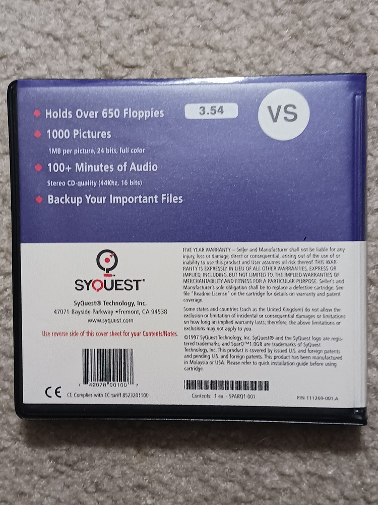 SYQUEST SparQ 1 GB Storage Disk with Plastic Case & Insert