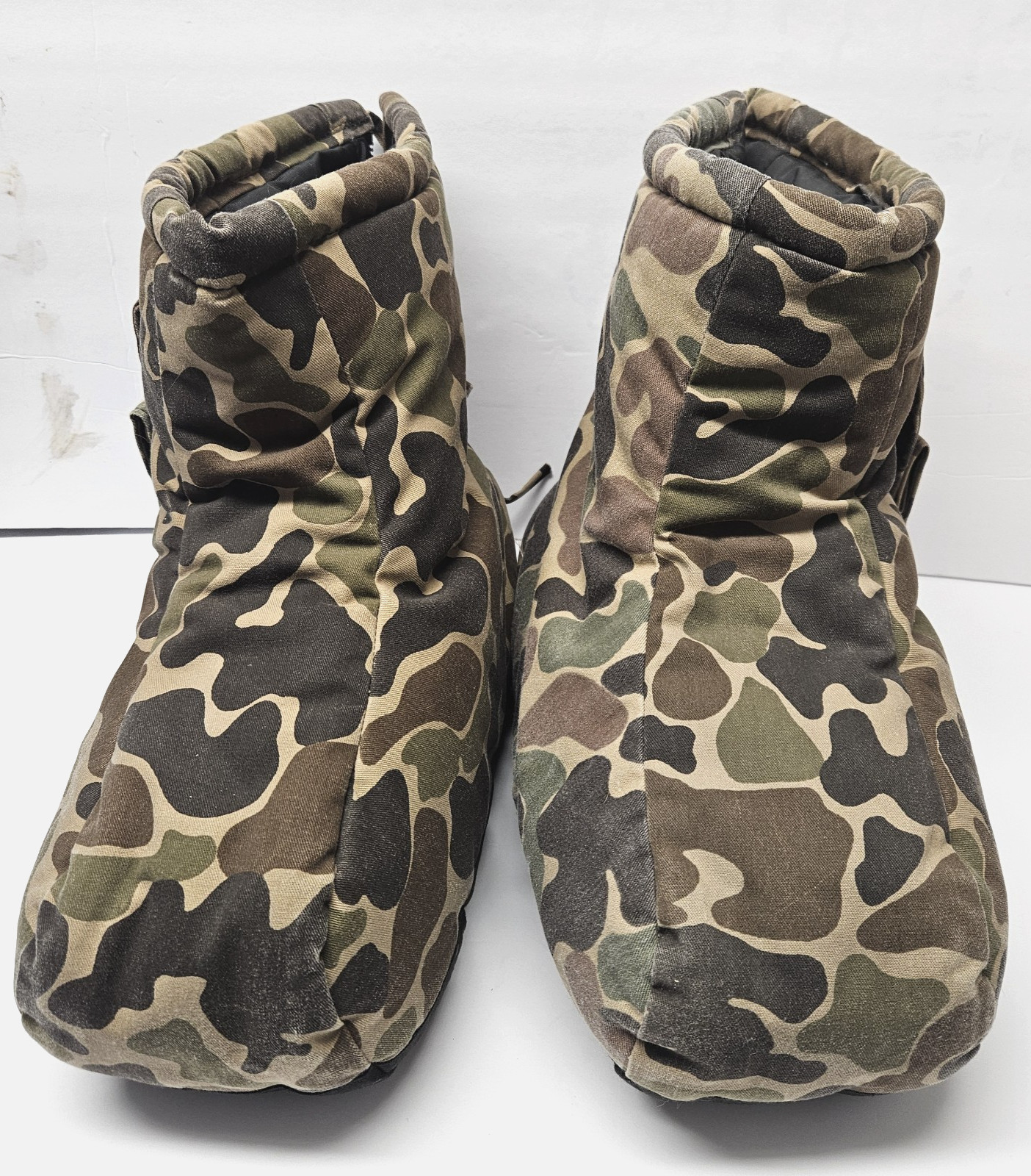 Vintage Insulated Overboots Boot Blanket Covers Army Woodland Camo M 8-10