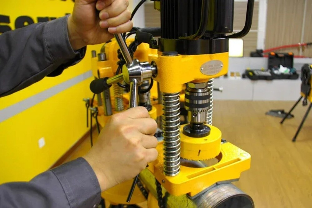 Fire Pipe Opening Machine Chain Drilling Portable Steel Pipe Cutting Machine