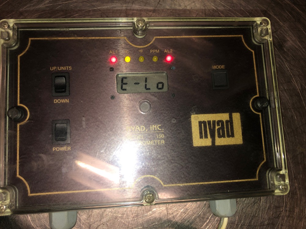 NYAD HYGROMETER DEWPOINT MOISTURE ANALYZER MODEL 150 103180