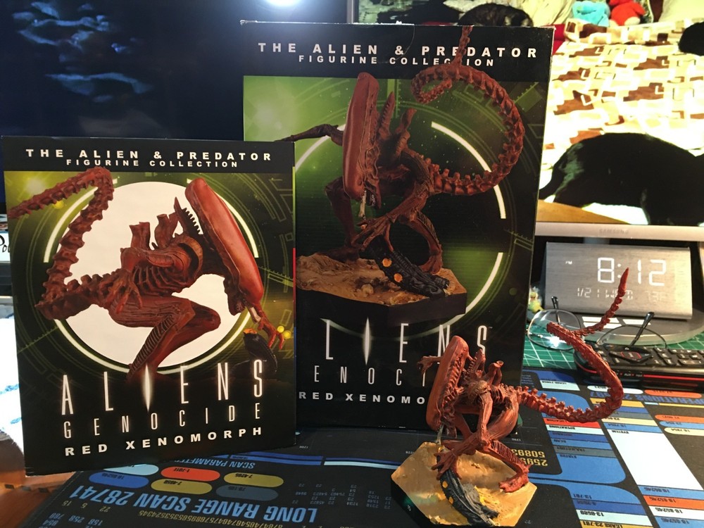 Eaglemoss Aliens  #15, "Red Xenomorph" opened, displayed, box, leaflet