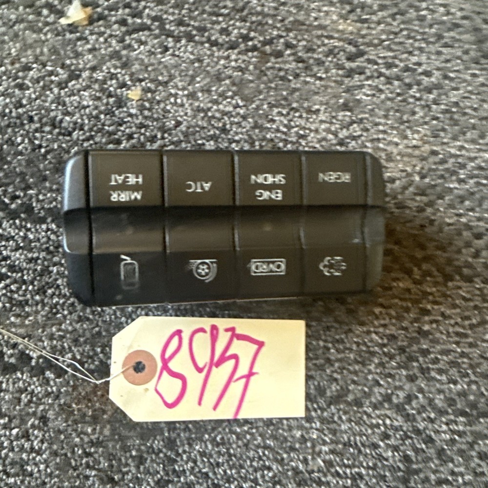 Freightliner Cascadia Dash switch- P/N: A06-60973-000