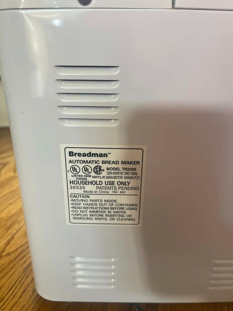 Breadman Ultimate Automatic Bread Maker Model TR2200C Home Baking Machine WORKS