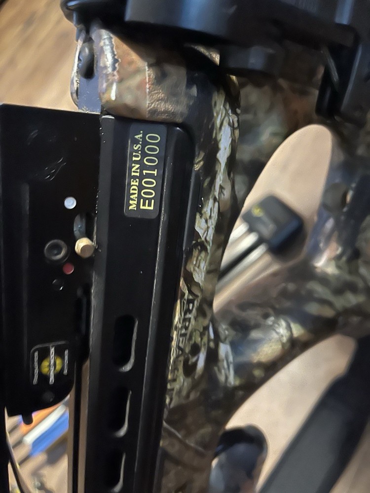 TenPoint Stealth SS Crossbow Package with Scope and ACUdraw