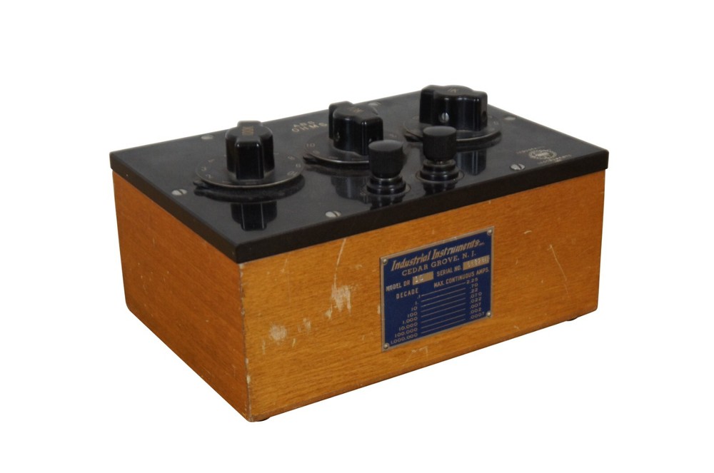 Industrial Instruments ABS OHMS Variable Resistor Box Model 1D