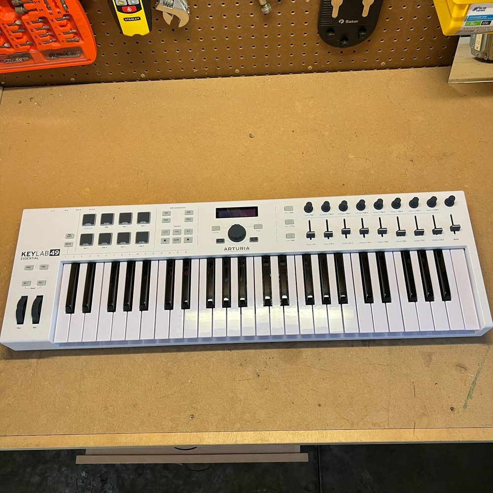 Arturia KeyLab Essential 49 Keyboard Controller