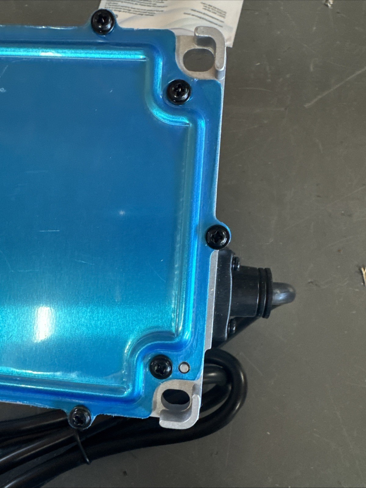 58.4V 18A AC-DC Waterproof Charger for 48V Golf Cart LiFePO4 Battery Broken Foot