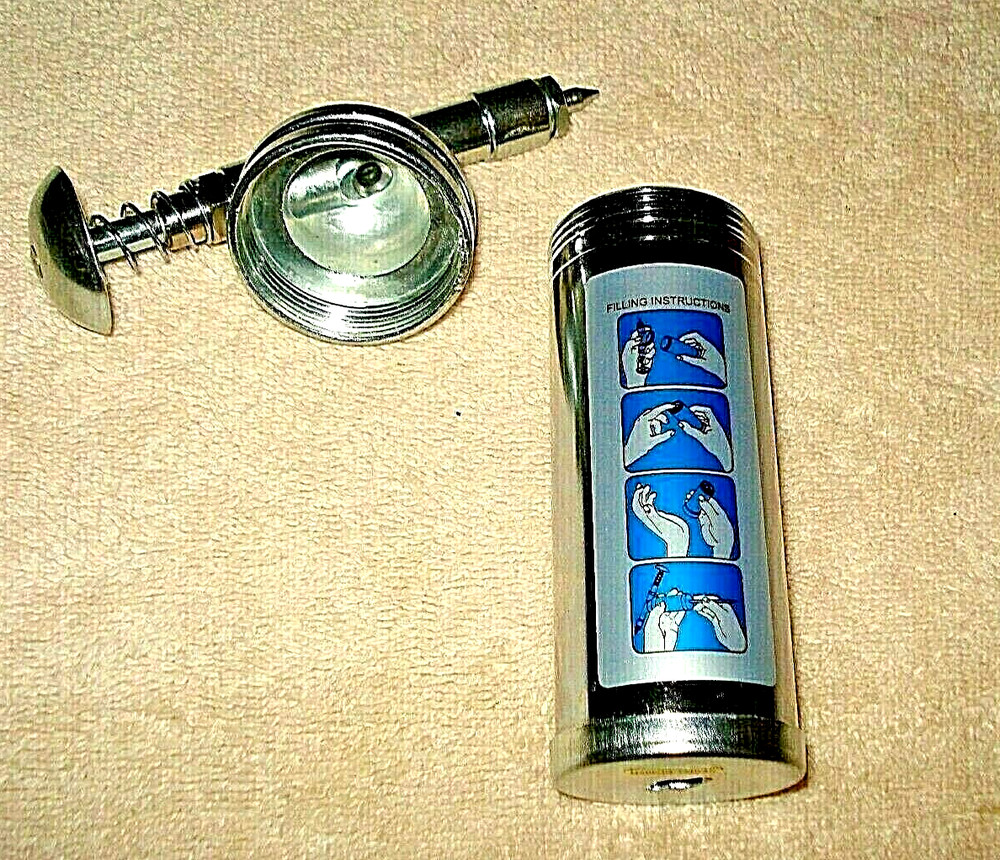 Mini Grease Gun- Manual Operation- 3 Oz. capacity