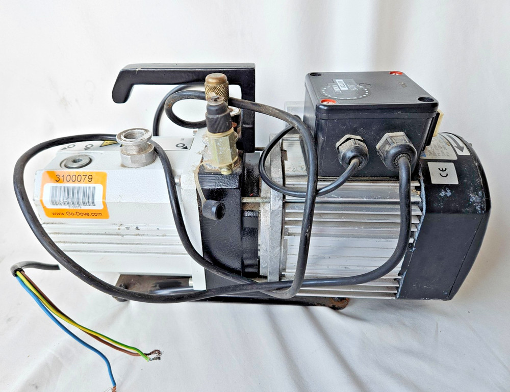 Leybold TRIVAC D2, 5E Vacuum Pump
