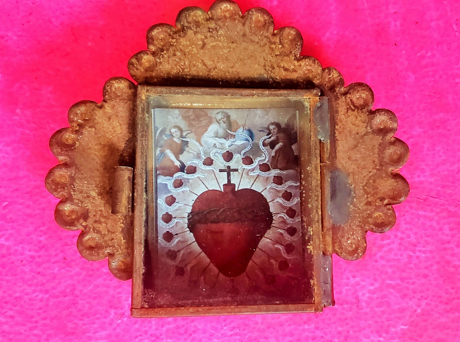 Rustic Mexican Flaming Sacred Heart Jesus Christ tin wall hanging nicho folk art